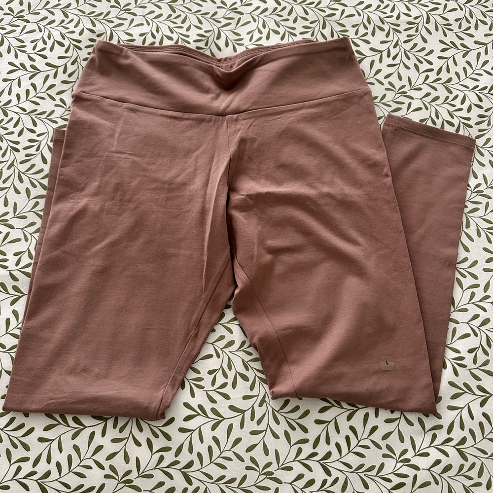 NWT- Express Legging High Rise Size L